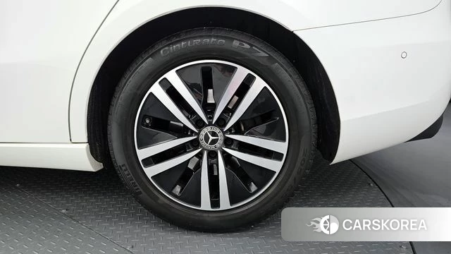 Mercedes-Benz A-Class W177 id 4338672 из Кореи 13