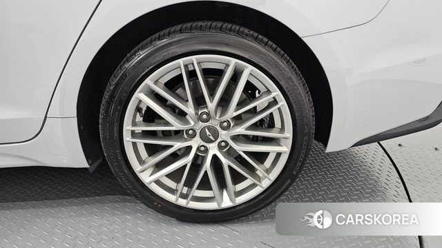 Genesis G70 id 4416993 из Кореи 13