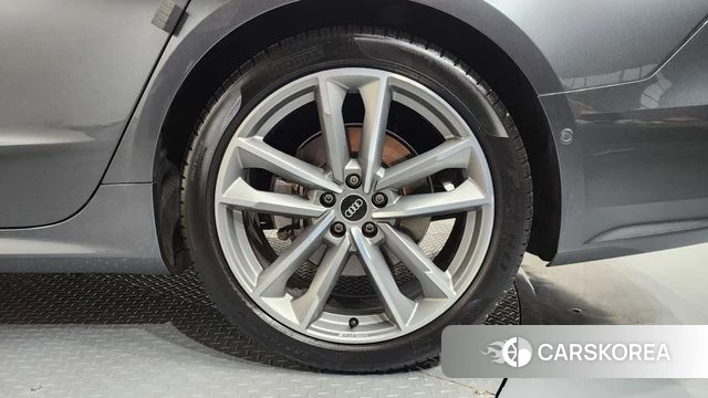 Audi A7 (4K) id 4482286 из Кореи 13