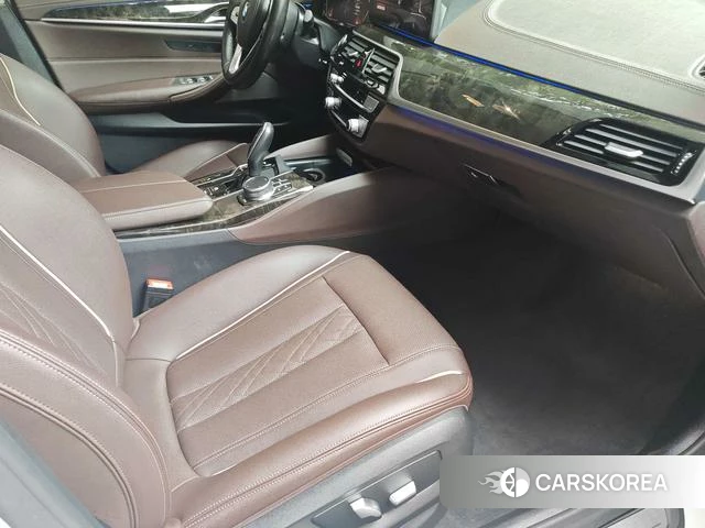 BMW 5 series id 4290928 из Китая 13