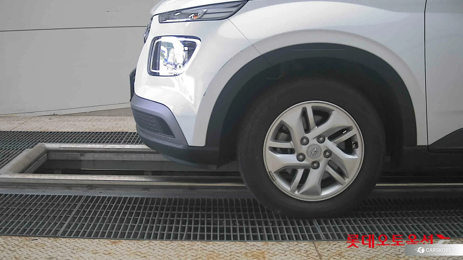Hyundai Venue id 4669058 из Кореи 13