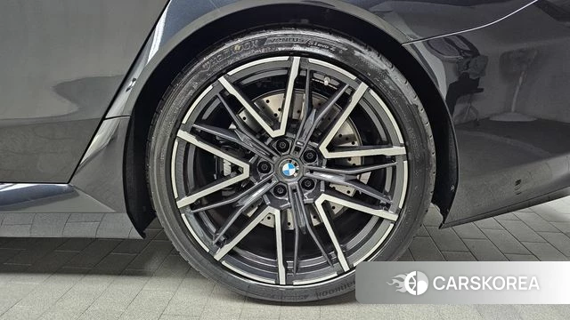BMW M5 (G90) id 4400151 из Кореи 13