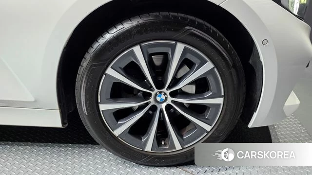 BMW 3 Series (G20) id 4292319 из Кореи 13