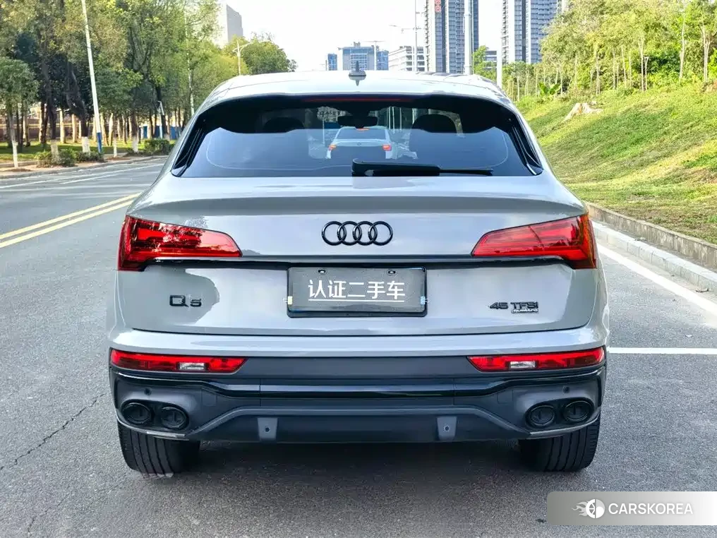 Audi Q5L id 4539080 из Китая 13