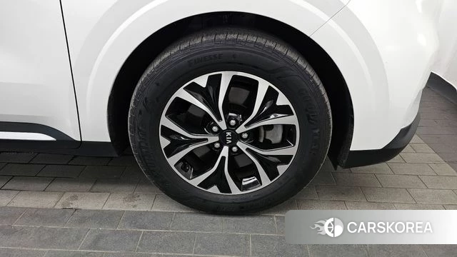 Kia Carnival 4th generation id 4434362 из Кореи 13