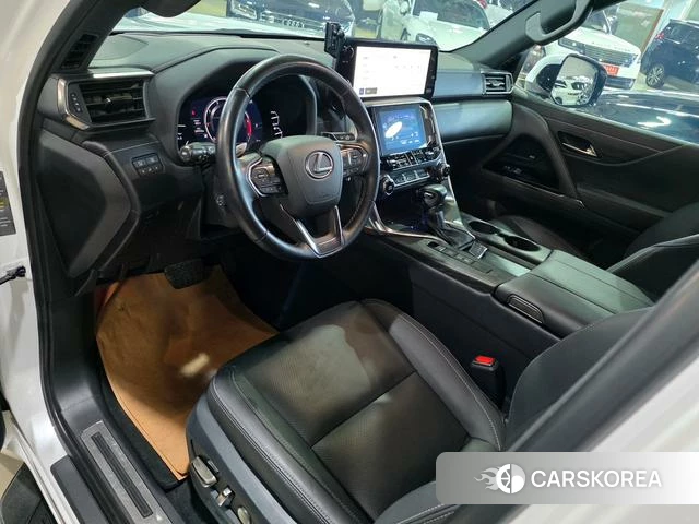 Lexus LX id 4272283 из Китая 13
