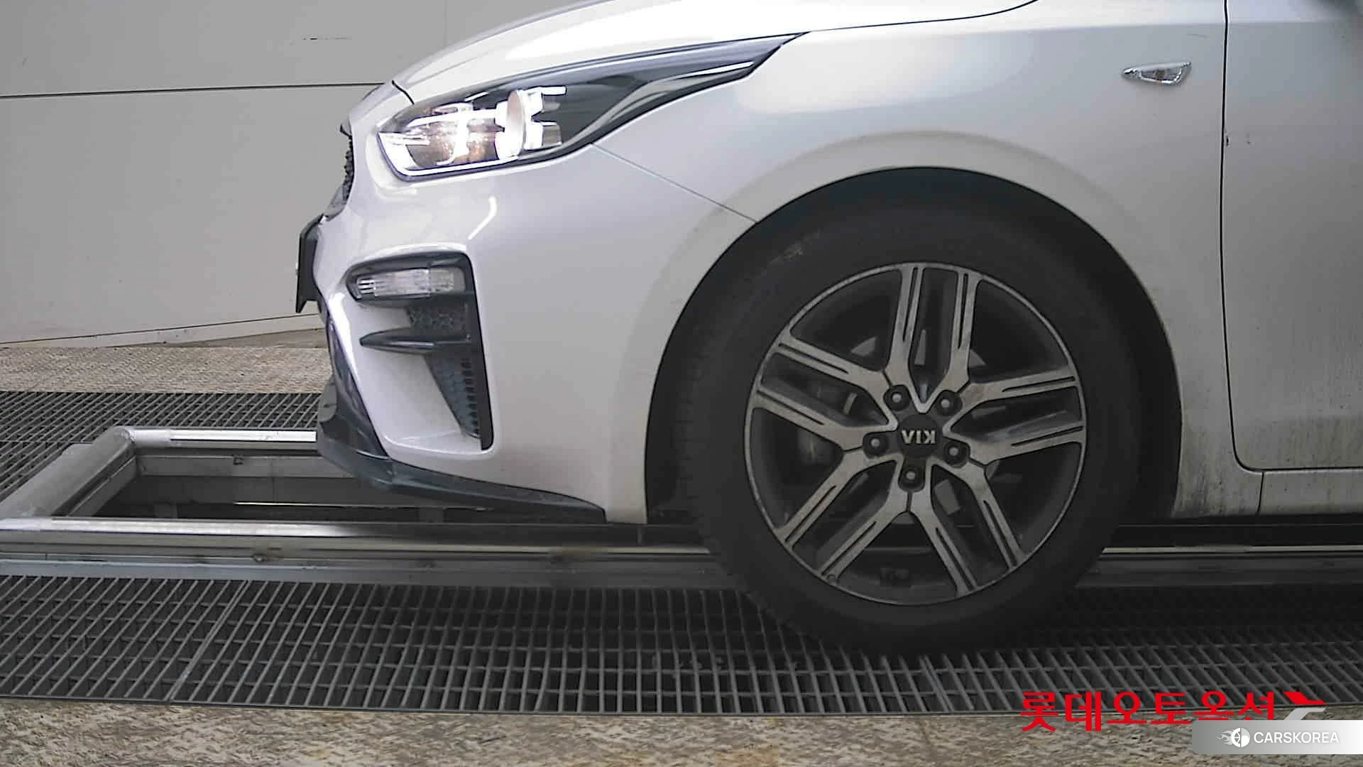 Kia K3 id 3875780 из Кореи 13