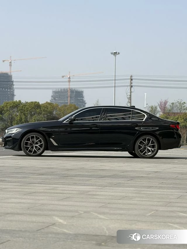 BMW 5 series id 4264866 из Китая 13