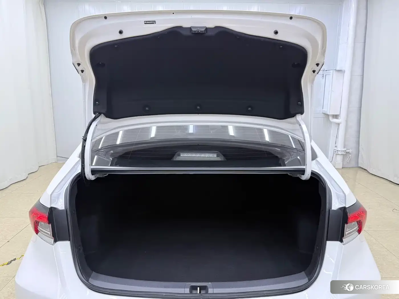 Toyota Corolla id 4565301 из Китая 13