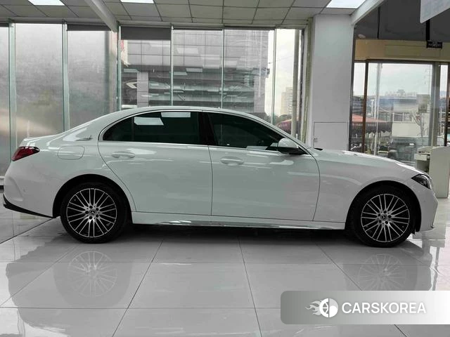 Mercedes-Benz Class C id 4307196 из Китая 13
