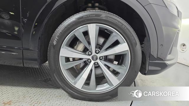 Audi Q8 (4M) id 4848523 из Кореи 13