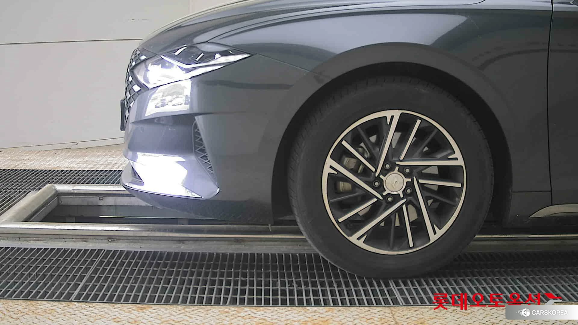 Hyundai Grandeur id 4289368 из Кореи 13