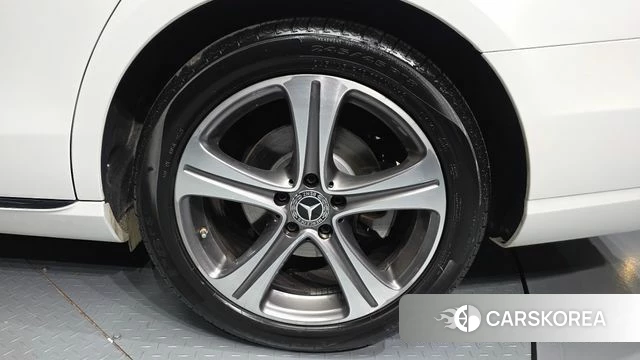Mercedes-Benz E-Class W213 id 4188626 из Кореи 13