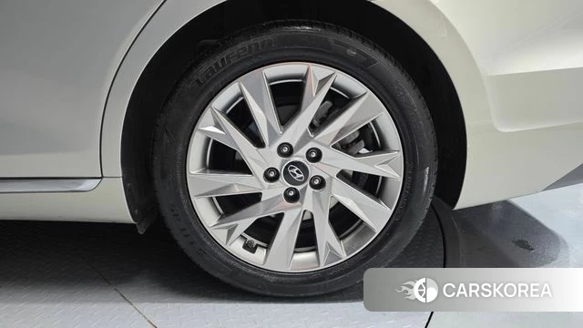 Hyundai The New Grandeur IG Hybrid id 4303927 из Кореи 13