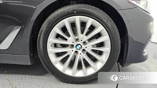 BMW 5 Series (G30) id 4737645 из Кореи 13