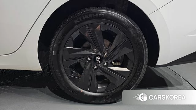 Hyundai Avante Hybrid (CN7) id 4506309 из Кореи 13