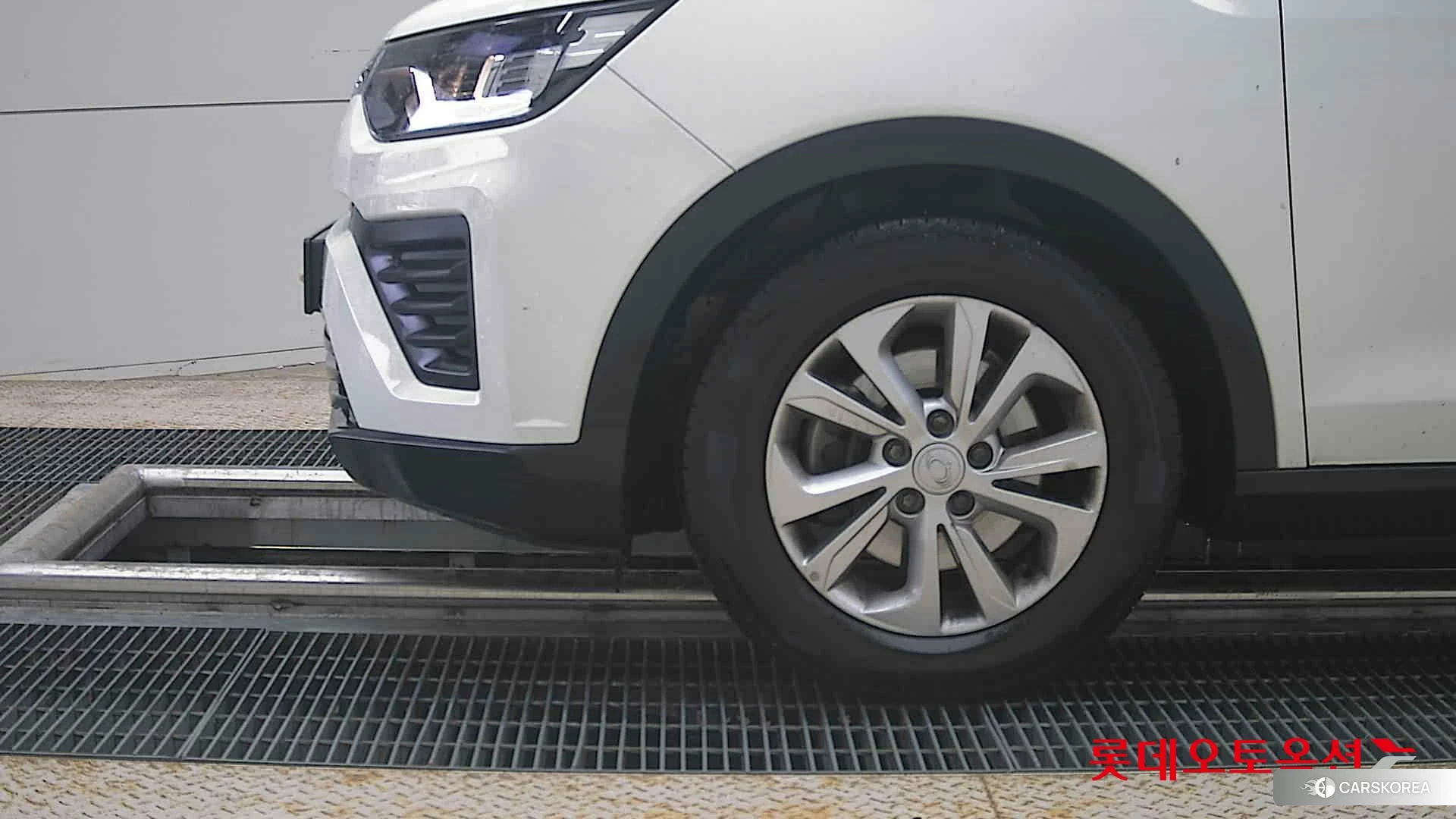 SsangYong Tivoli id 4352439 из Кореи 13
