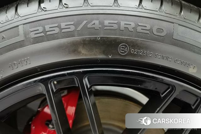 Audi Q5L id 4278951 из Китая 13