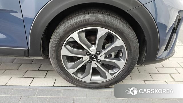 Kia Stonic id 4684401 из Кореи 13