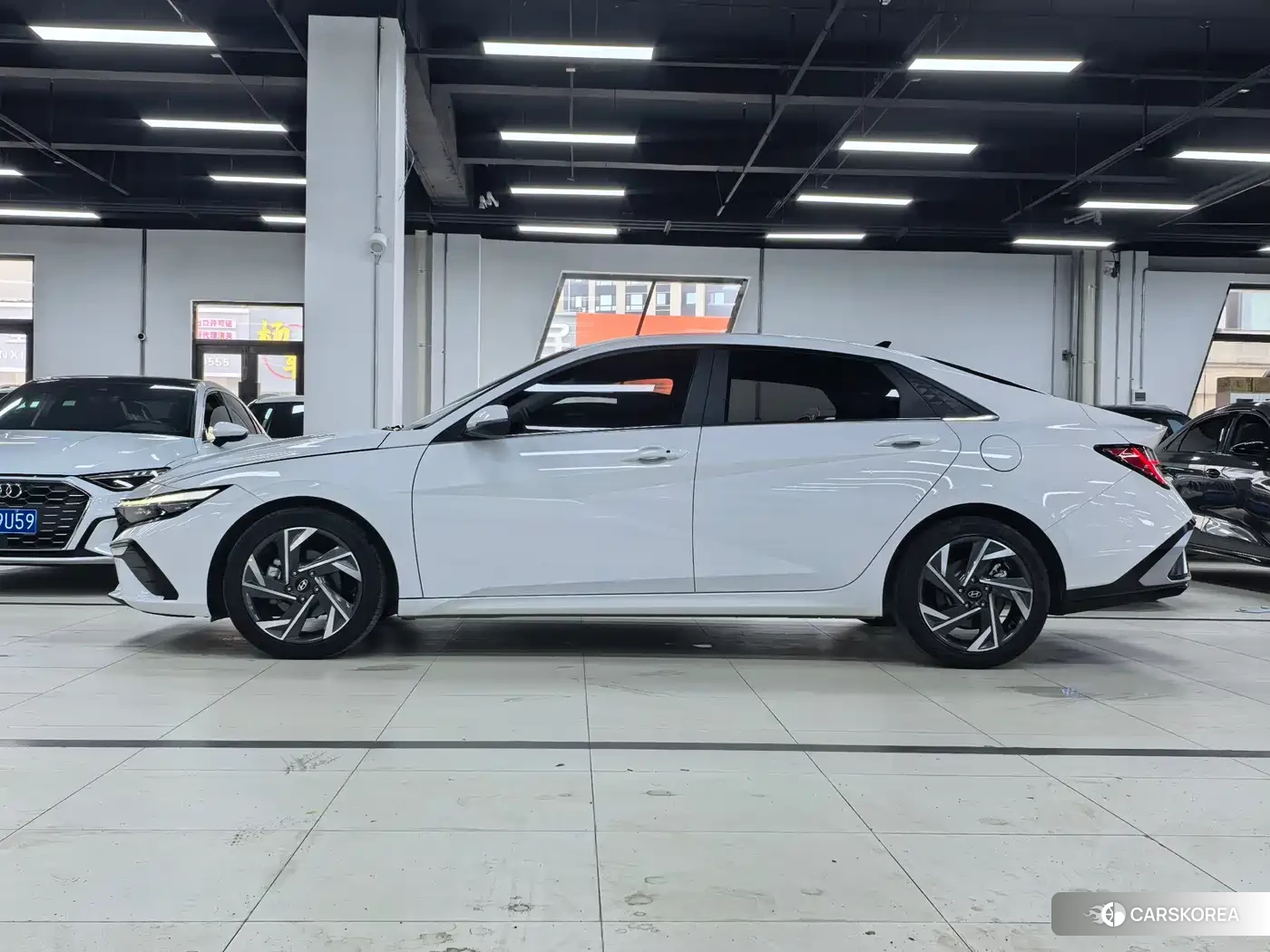 Hyundai Elantra id 4680750 из Китая 13