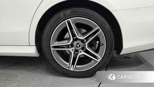 Mercedes-Benz E-Class W213 id 4608130 из Кореи 13