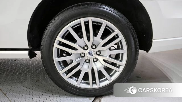 Ford Expeditation id 4280694 из Кореи 13