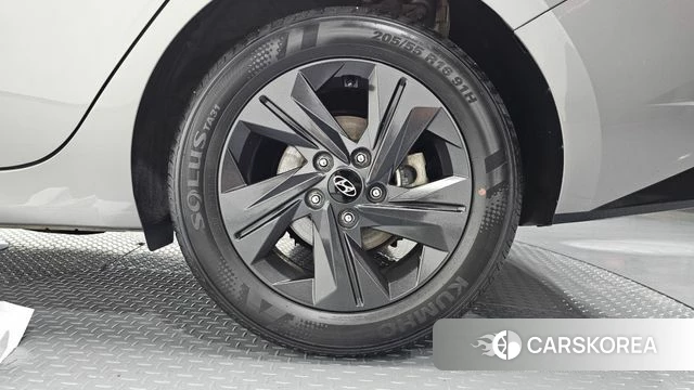 Hyundai Avante Hybrid (CN7) id 4519323 из Кореи 13