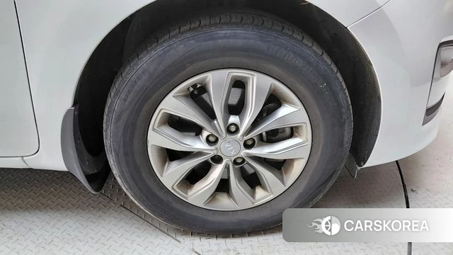 Kia The New Carnival id 4708184 из Кореи 13