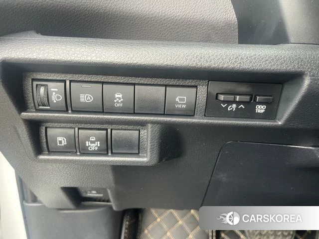 Toyota Saina id 4260989 из Китая 13
