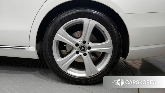 Mercedes-Benz E-Class W213 id 4188698 из Кореи 13