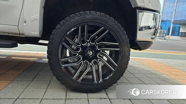 GMC Sierra id 4750657 из Кореи 13