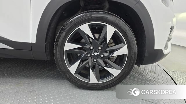 Kia Seltos id 4303545 из Кореи 13