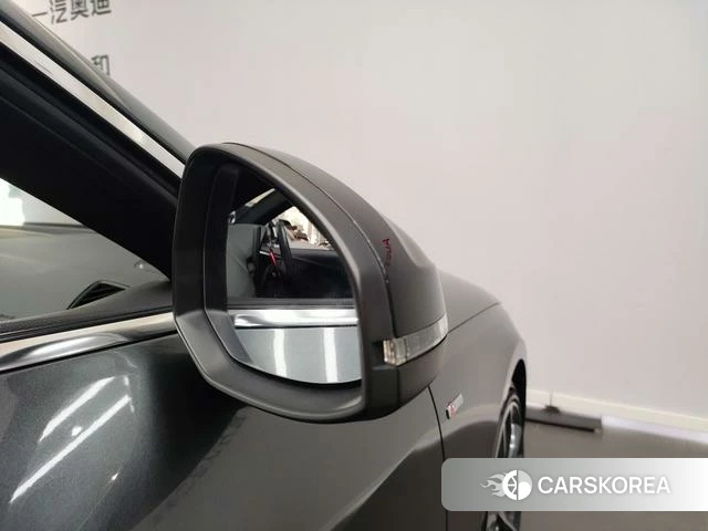 Audi A4L id 4276651 из Китая 13
