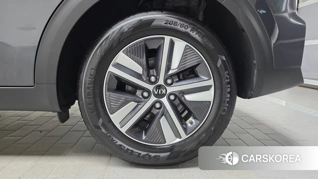 Kia The New Niro id 4501456 из Кореи 13