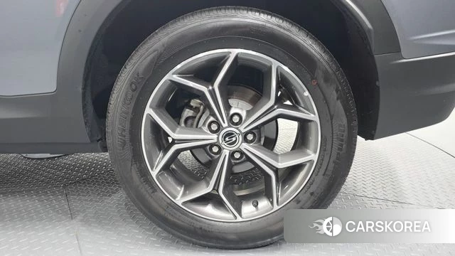 Ssangyong Beautiful Korando id 4457349 из Кореи 13