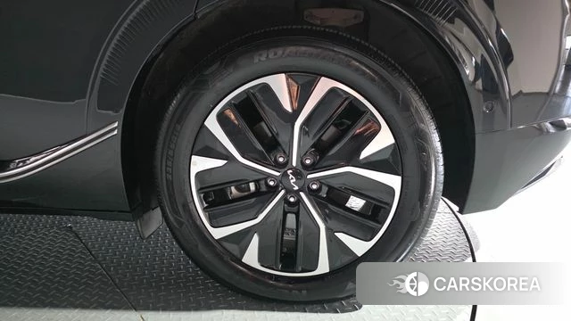 Kia EV6 id 4834796 из Кореи 13