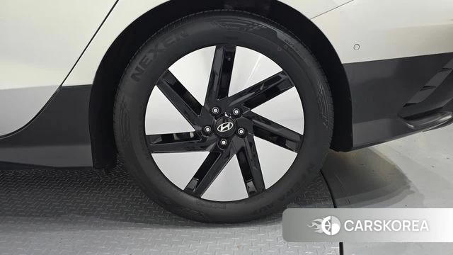 Hyundai Ionic 6 id 4516817 из Кореи 13