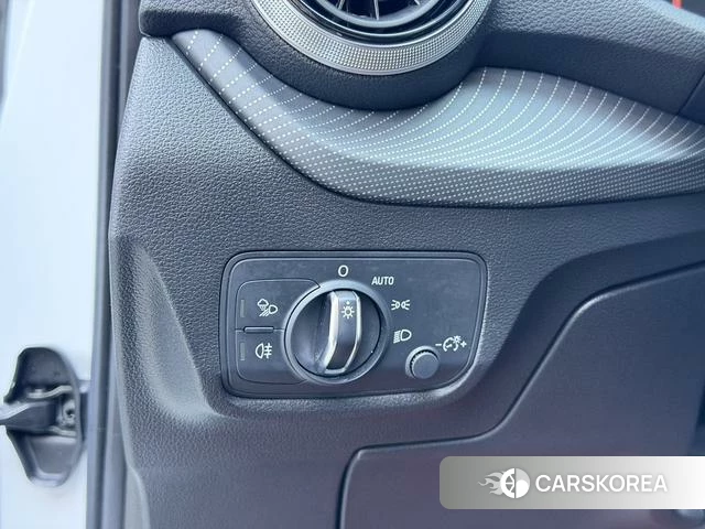 Audi Q2L id 4265948 из Китая 13