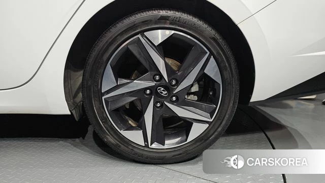 Hyundai Avante Hybrid (CN7) id 4603198 из Кореи 13