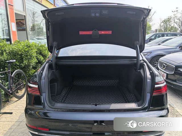 Audi A8 id 4259252 из Китая 13