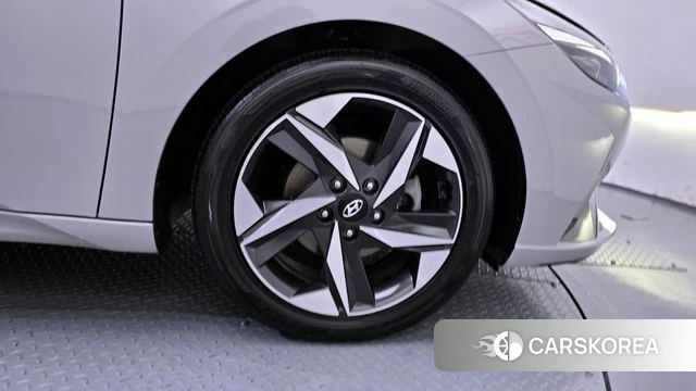 Hyundai Avante (CN7) id 4362278 из Кореи 13