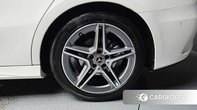 Mercedes-Benz A-Class W177 id 4309509 из Кореи 13