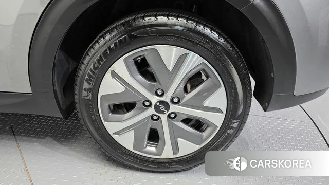 Kia Niro EV id 4445183 из Кореи 13