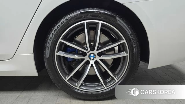 BMW 5 Series (G30) id 4361596 из Кореи 13