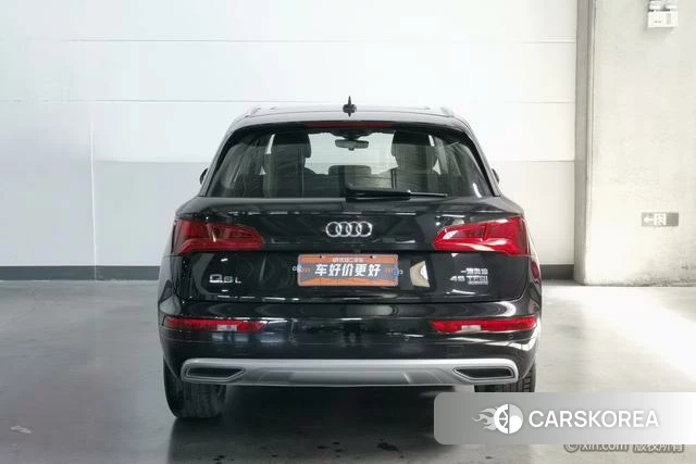 Audi Q5L id 4279257 из Китая 13