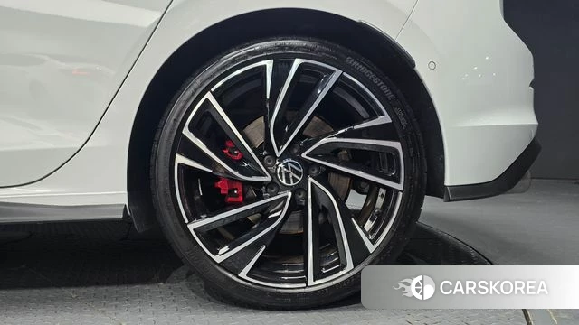 Volkswagen Golf 8th Generation id 4847876 из Кореи 13