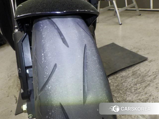 Suzuki GSX-S1000S Katana id 3947224 из Японии 13