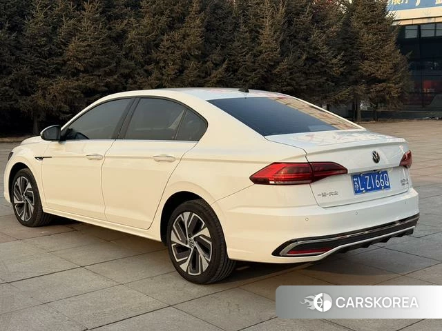 Volkswagen Bora id 4256081 из Китая 13