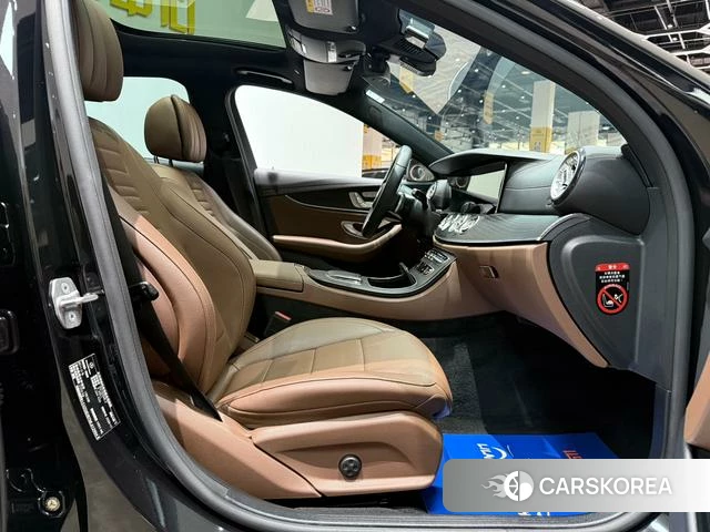 Mercedes-Benz E-class id 4274252 из Китая 13
