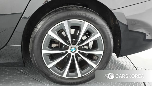 BMW 3 Series (G20) id 4281396 из Кореи 13